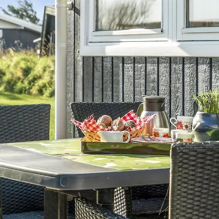Holiday home Aashild - 400m From The Sea In Nw Jutland By Interhome Hjorring